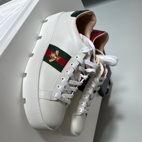 Gucci Shoes - Gucci White Sneakers with Red and Green Accents